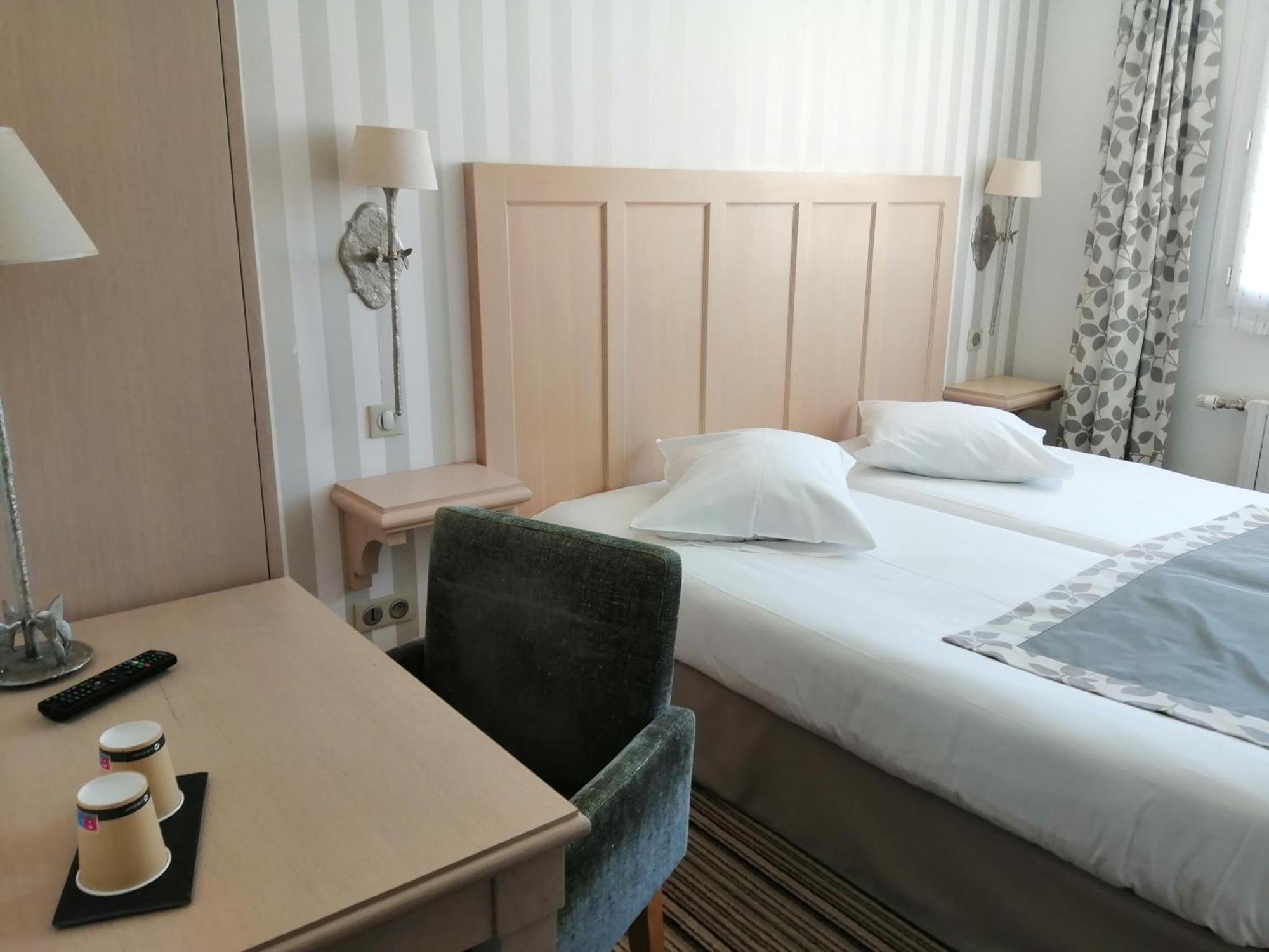 Hotel Les Fleurs 폰타벌트 외부 사진